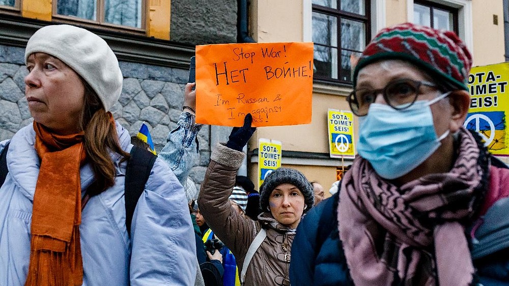 People protest against Russia's war against Ukraine.  